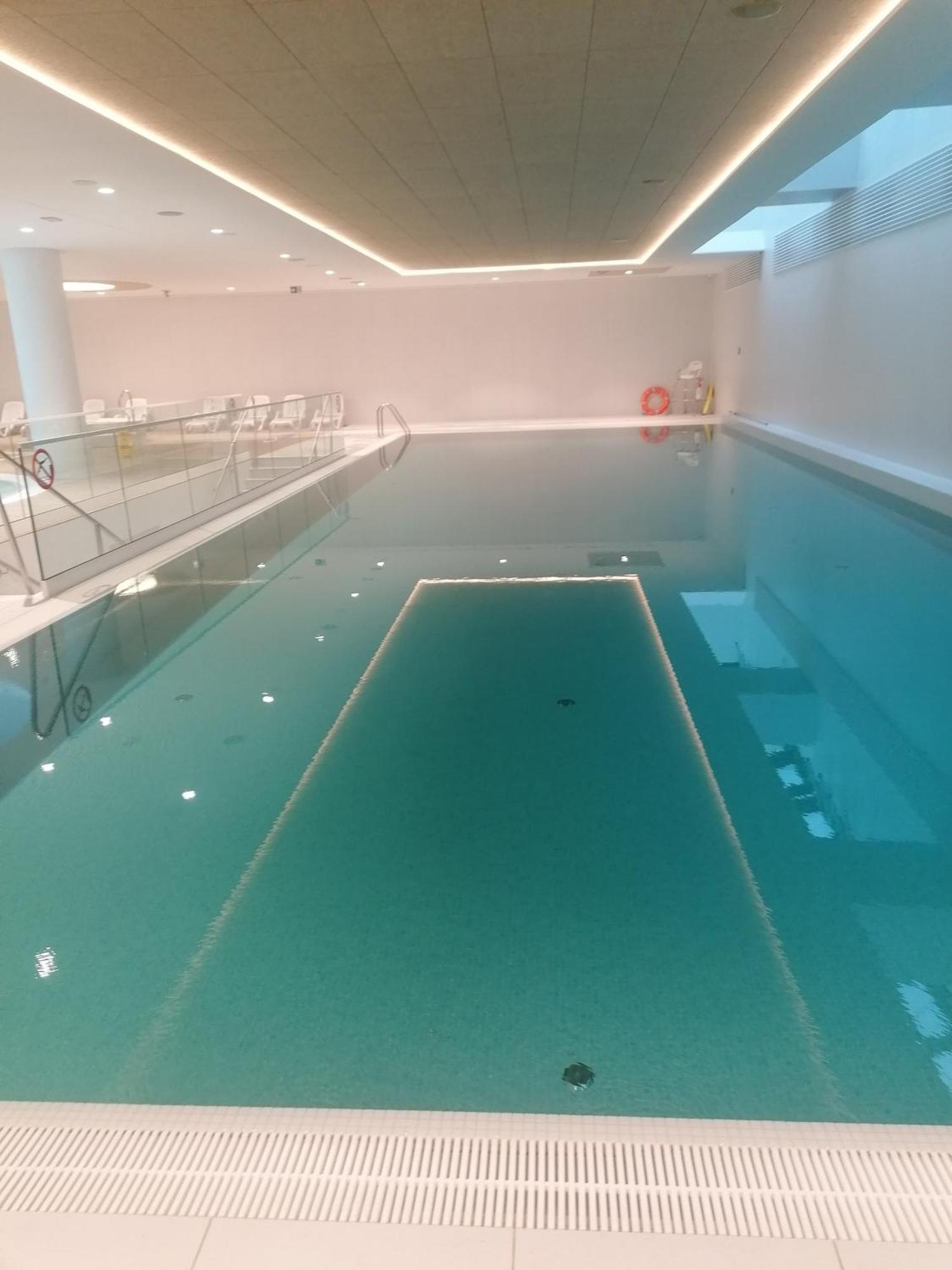 Pinea Apartament Z Widokiem Na Morze Z Basenem I Spa Przy Plazy Поберово Екстериор снимка